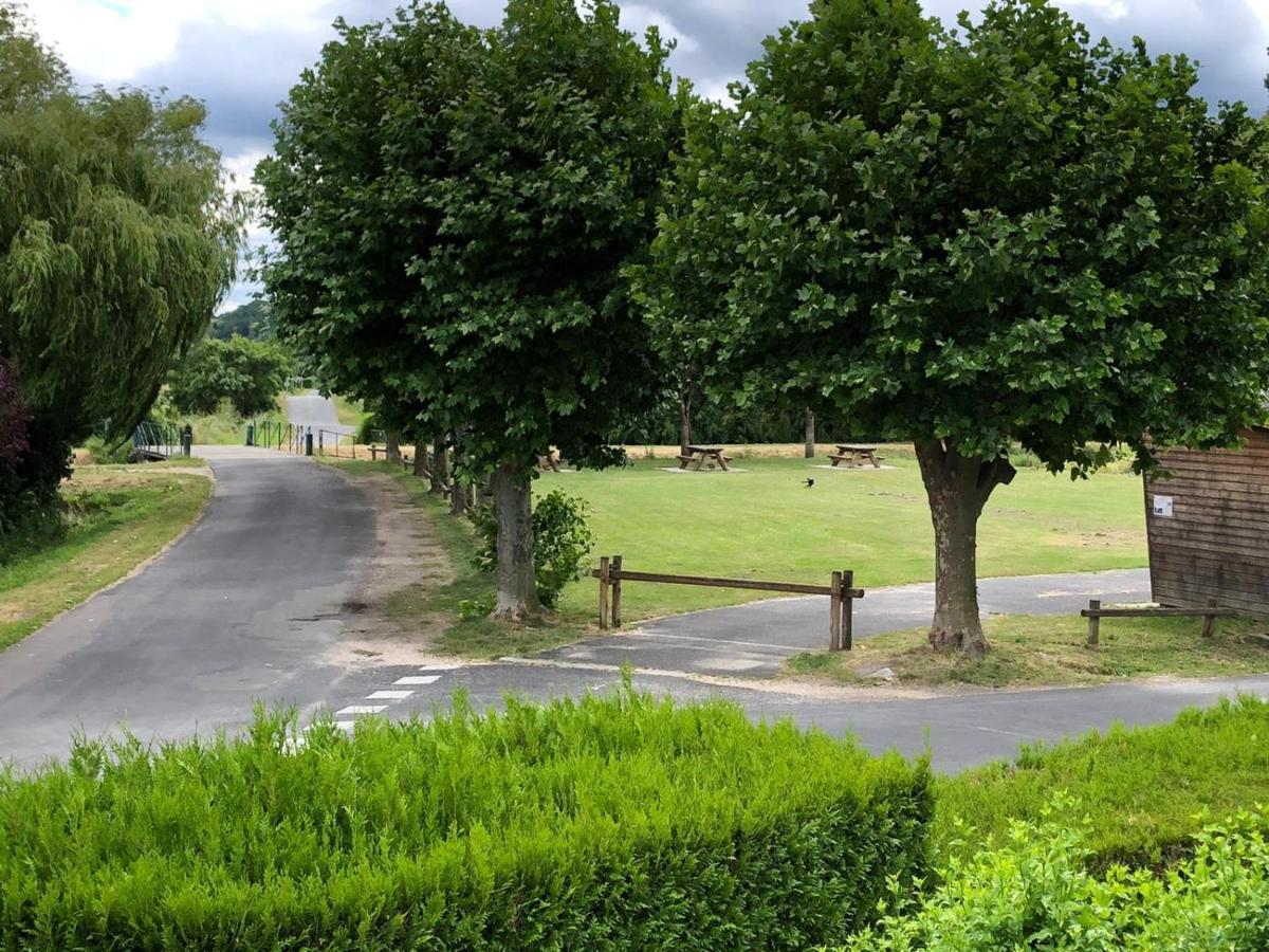 Le Gite Du Canal Noyers-sur-Cher Ngoại thất bức ảnh